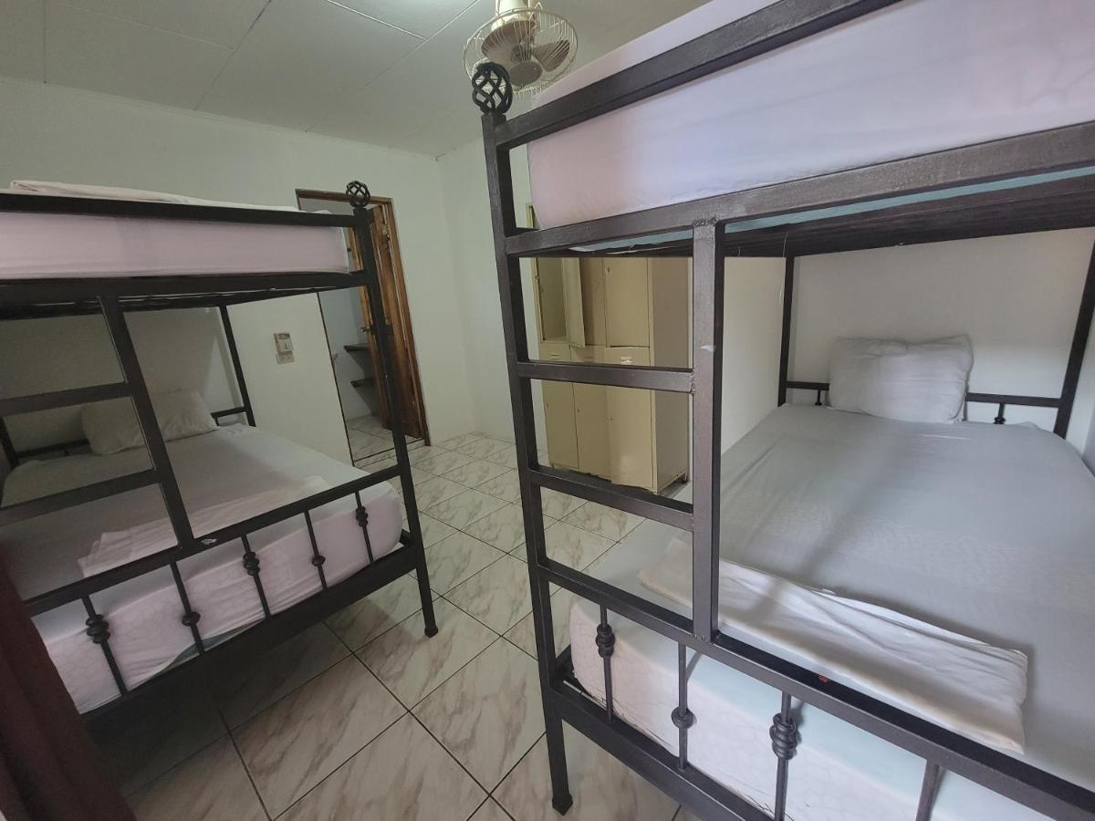 Arenal Poshpacker Hostel La Fortuna Luaran gambar