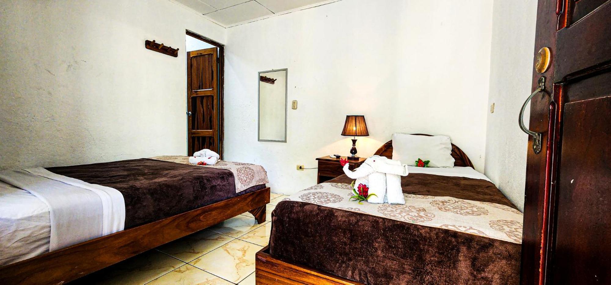 Arenal Poshpacker Hostel La Fortuna Luaran gambar